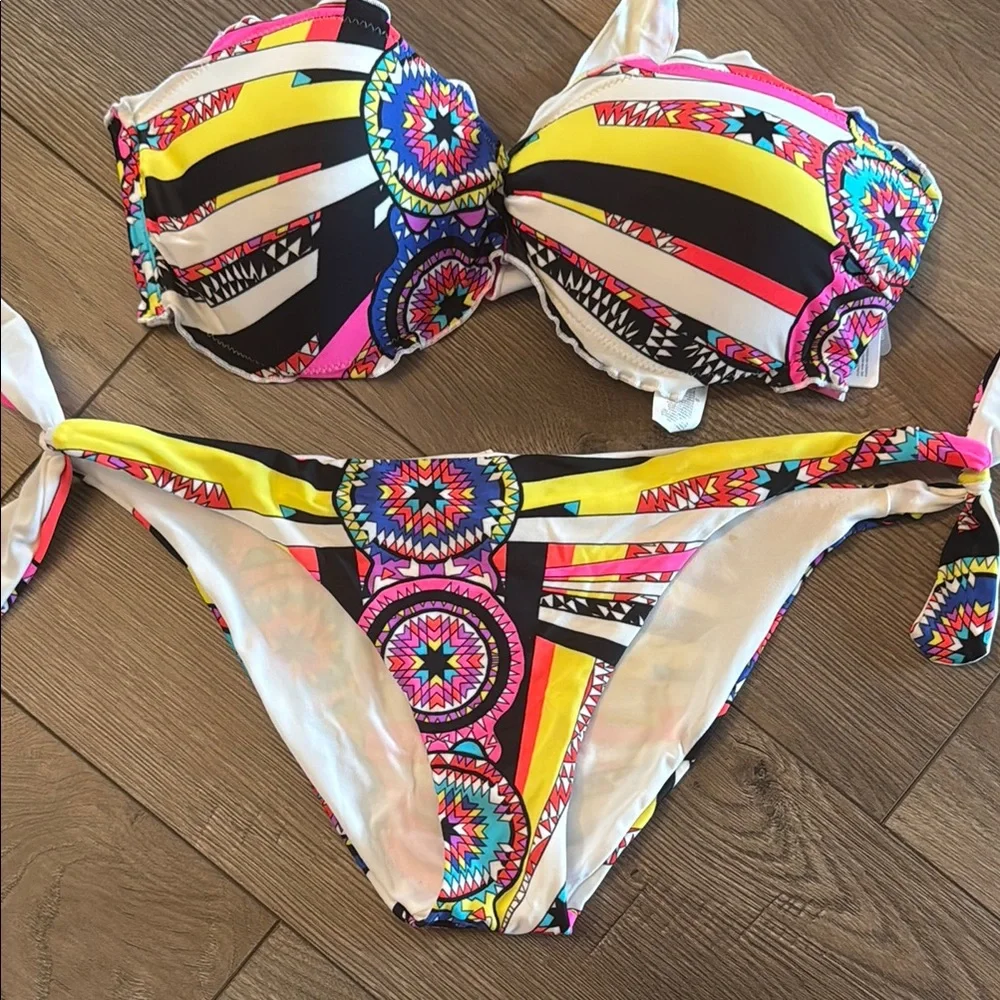 Tezenis Colorful Patterned Bikini Set NWT - Picture 1 of 9